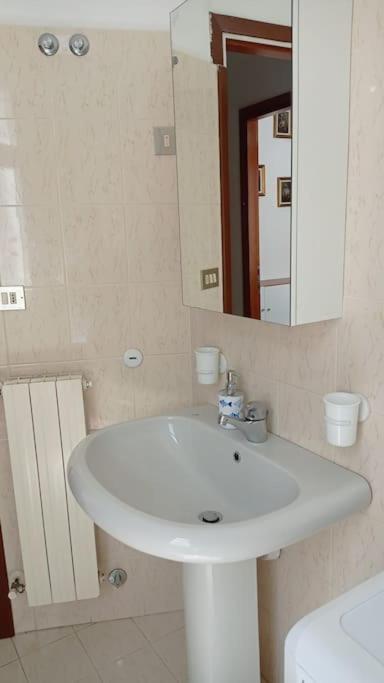 Appartamento Incantevole A Ospedaletti Extérieur photo